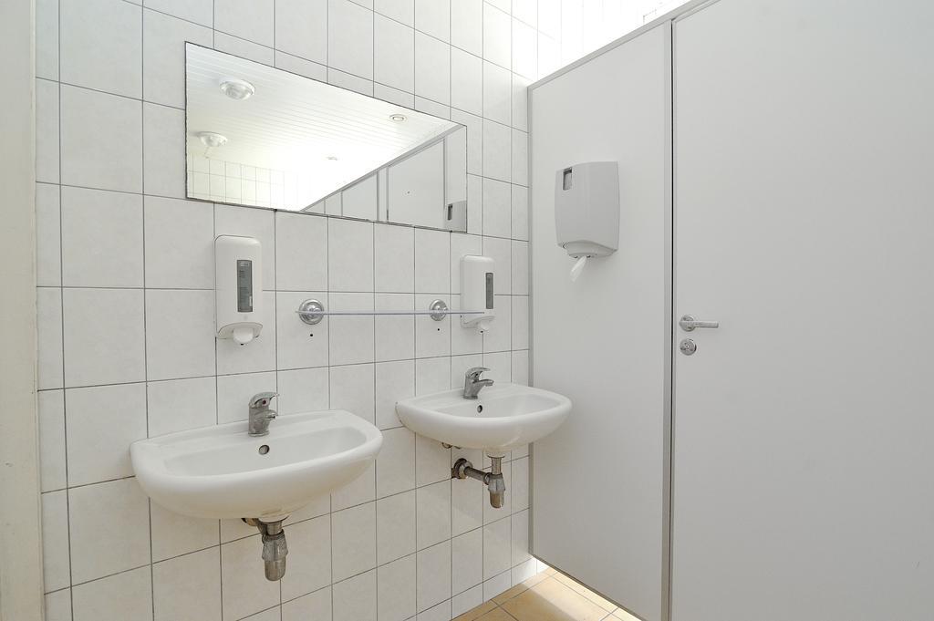 Hostel Filaretai Вильнюс Экстерьер фото