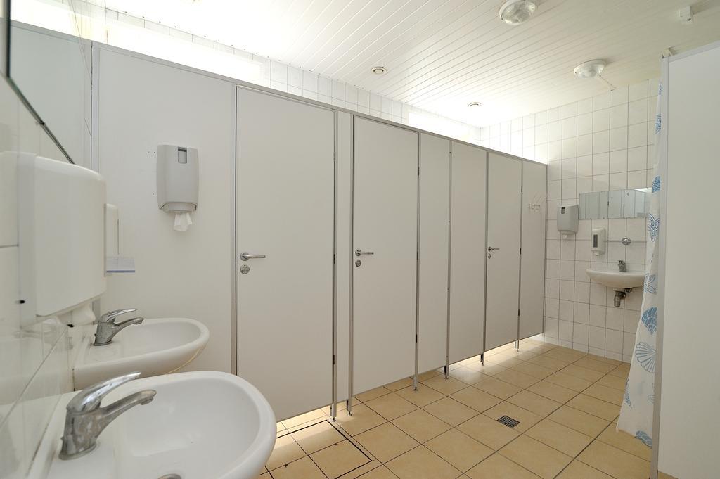 Hostel Filaretai Вильнюс Экстерьер фото
